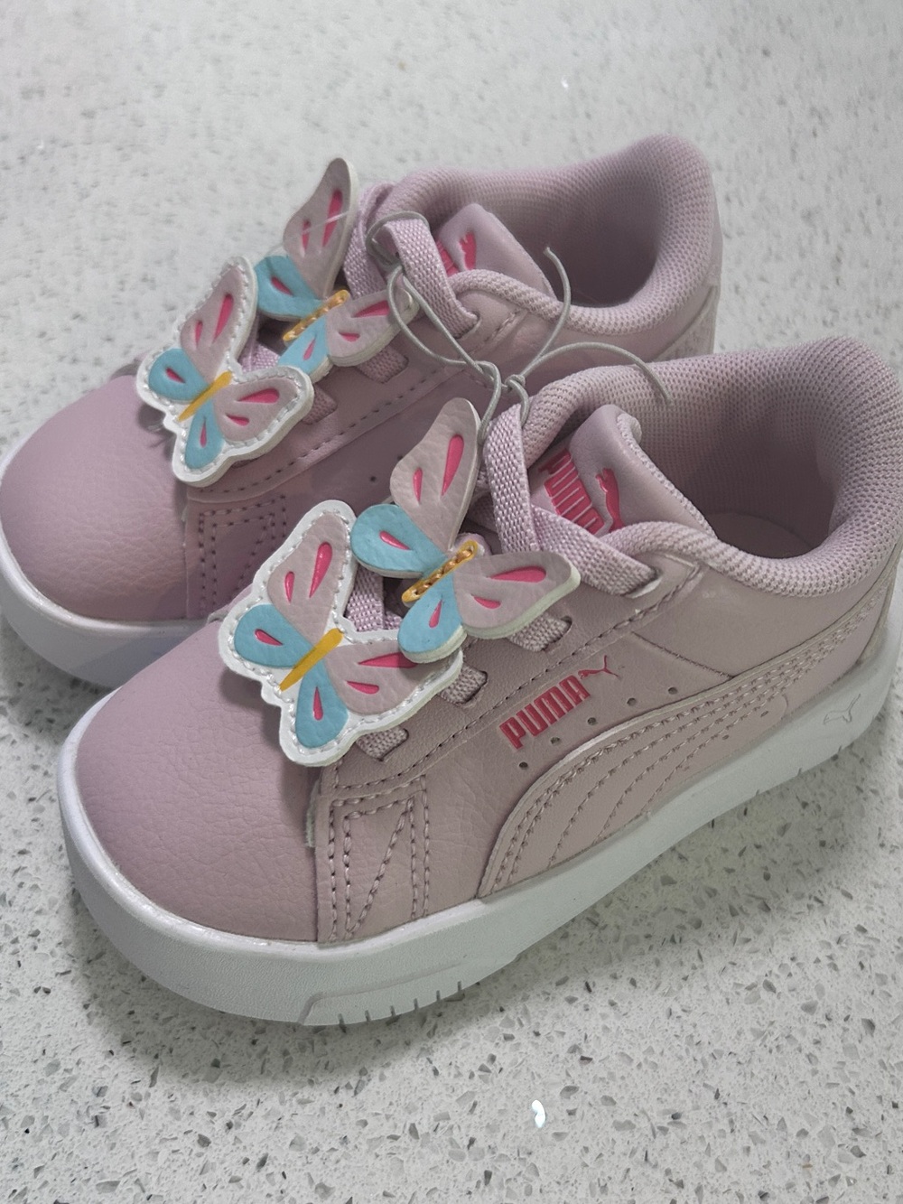 New baby girl puma butterfly sneakers sz 5
